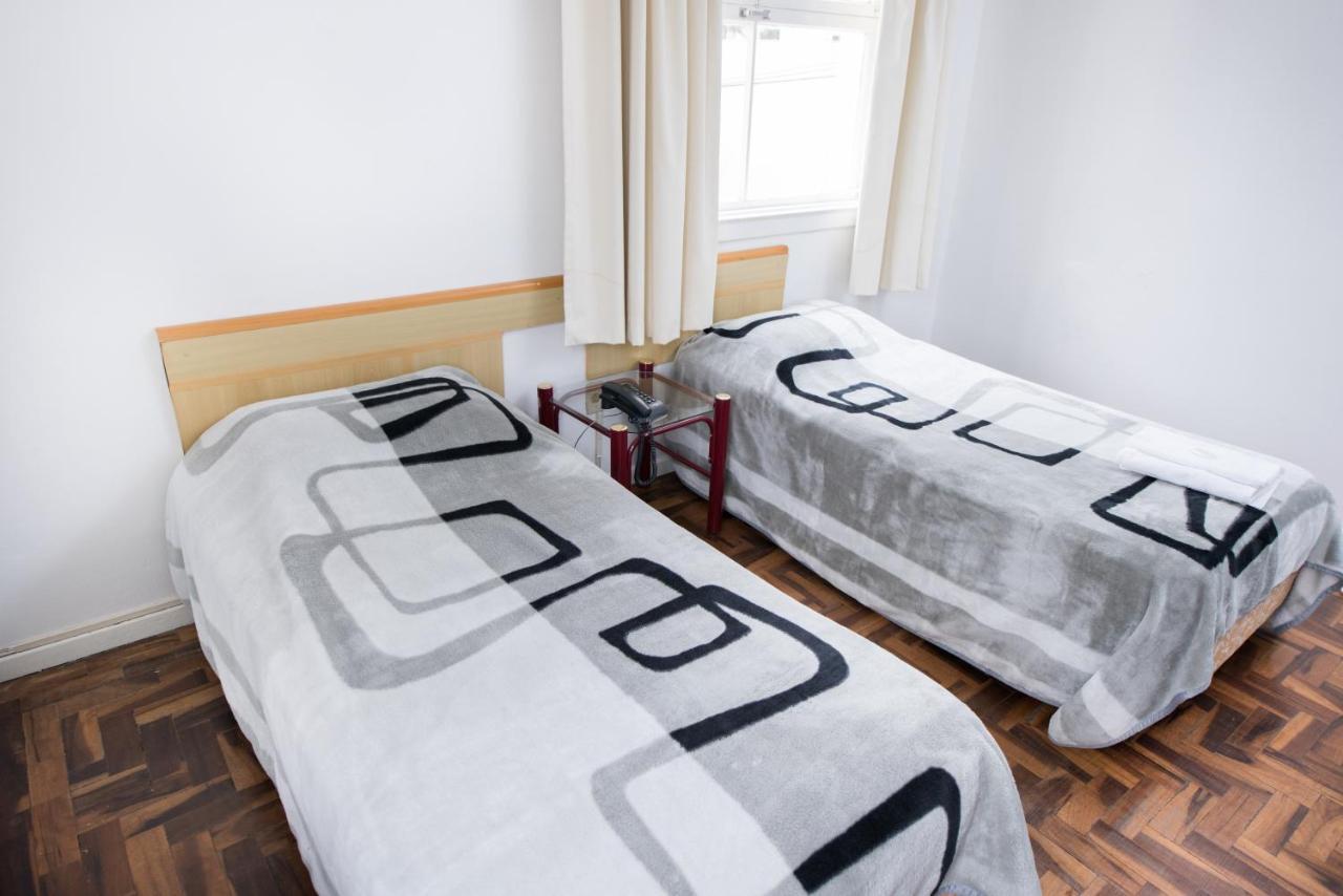 City Hotel 카시아스두술 외부 사진