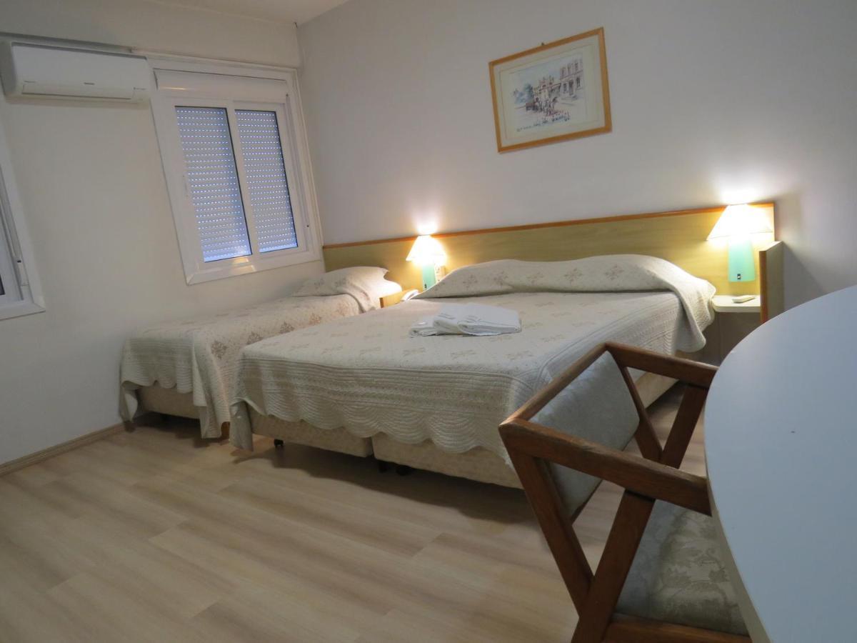 City Hotel 카시아스두술 외부 사진