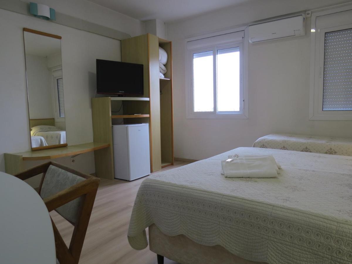 City Hotel 카시아스두술 외부 사진