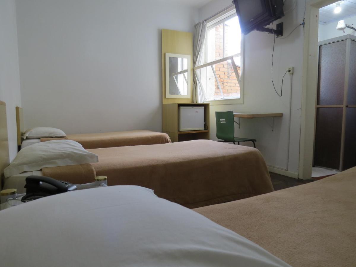 City Hotel 카시아스두술 외부 사진